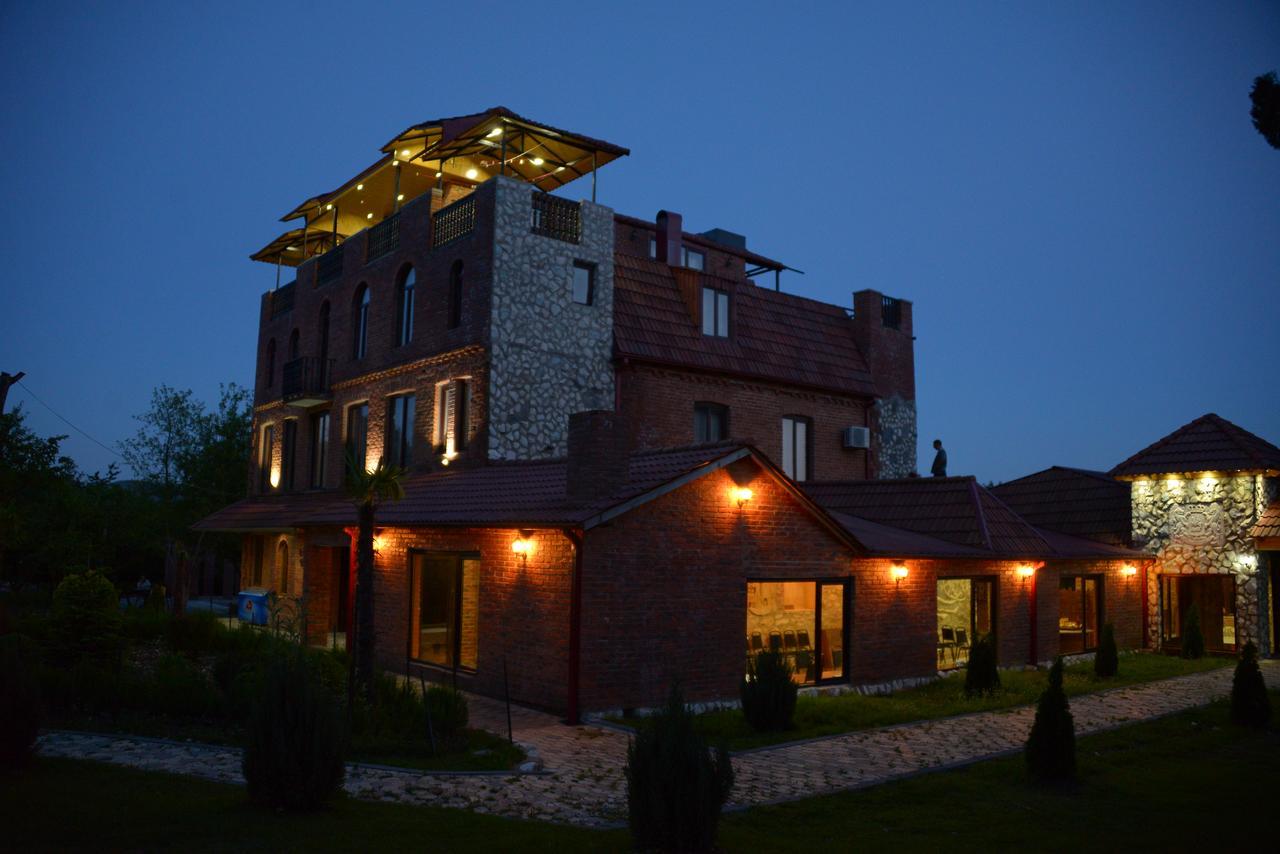 Chateau Chikovani Hotell Gordi Eksteriør bilde